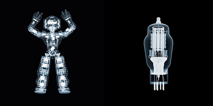 aiport_lightbulb-xray_havenaug-sept15